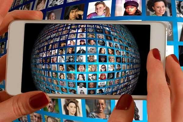 Ecosystem strategy and distribution leverage planning for digital platforms